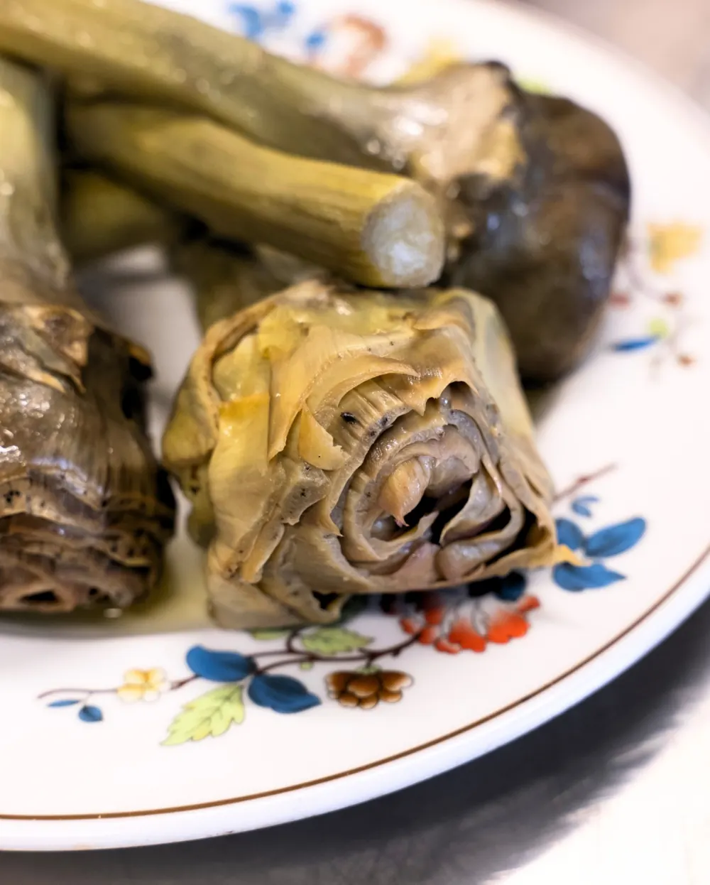 Contorni - Carciofo alla romana e verdure di stagione